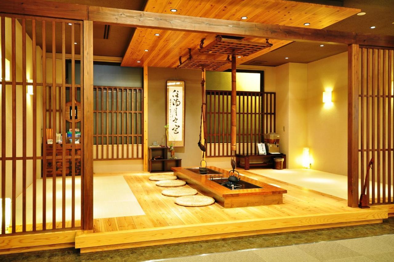 Obokekyo Mannaka Hotel Miyoshi  Exterior photo
