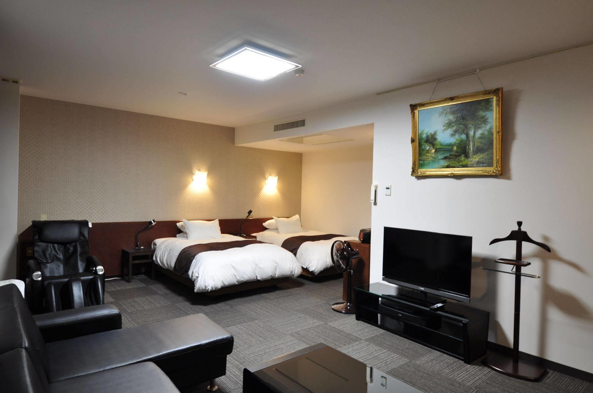 Obokekyo Mannaka Hotel Miyoshi  Exterior photo